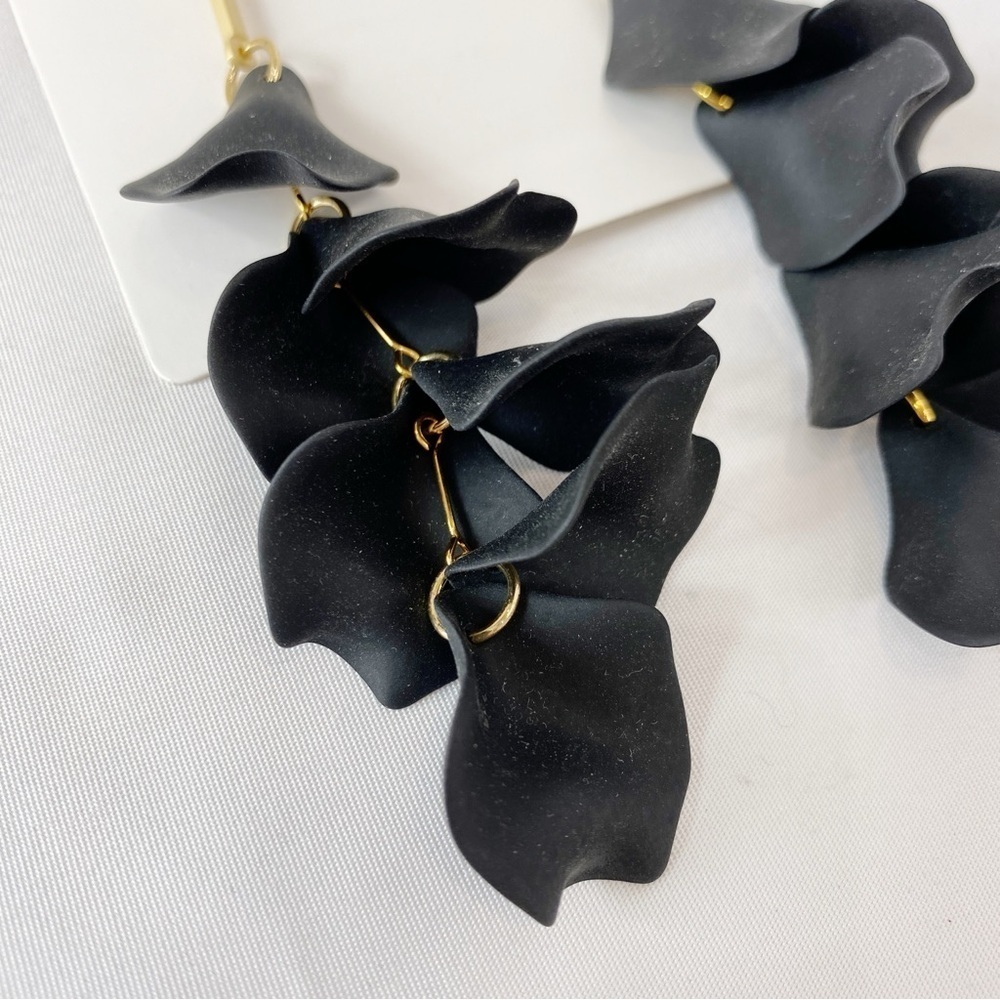 Virtue Jewelry Design Hyacinth Earrings on Bar Posts - Picture 6 of 8